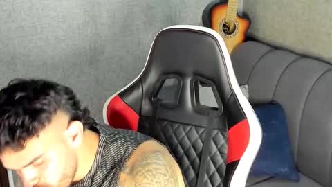 ricardogonzalez666 online show from October 29, 2025, 1:08 am