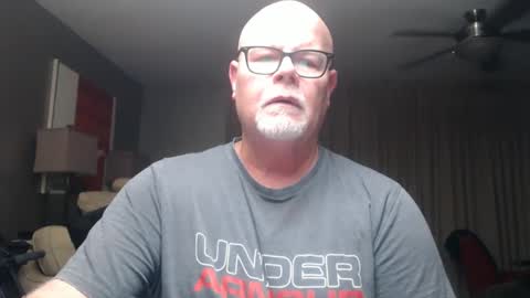 rich32937 online show from February 19, 2025, 11:28 am