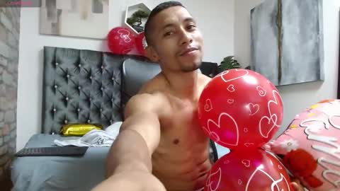 richar_voller online show from February 19, 2025, 3:16 pm