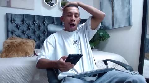 richar_voller online show from October 7, 2025, 11:18 am