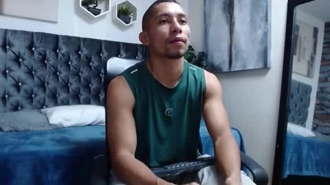 richar_voller online show from November 11, 2025, 11:32 am