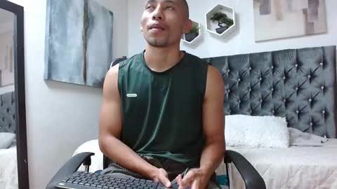 richar_voller online show from March 9, 2026, 11:14 am