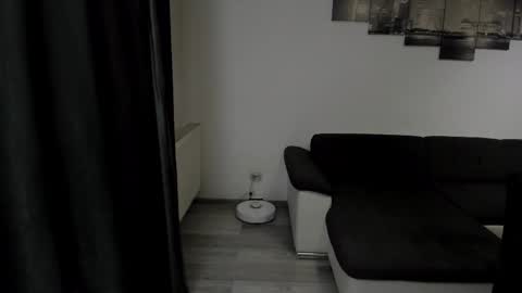 Snapshot of richarddarell chatting on May 23, 2026, 5:01 am RichardDarell online show from May 23, 2026, 5:01 am