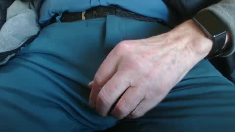 richarder7 online show from January 7, 2025, 11:16 am