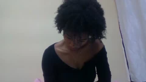 Snapshot of richella34 chatting on June 6, 2026, 8:19 am richella34 online show from June 6, 2026, 8:19 am