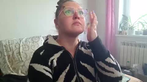 Snapshot of richlucky555 chatting on January 10, 2026, 11:23 am Anna - not anna - right Anna online show from January 10, 2026, 11:23 am