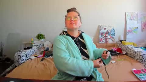 Snapshot of richlucky555 chatting on February 9, 2026, 1:04 pm Anna - not anna - right Anna online show from February 9, 2026, 1:04 pm