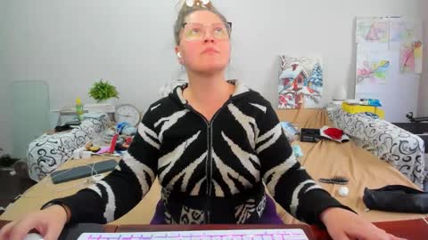 Snapshot of richlucky555 chatting on February 14, 2026, 9:28 am Anna - not anna - right Anna online show from February 14, 2026, 9:28 am