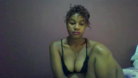 Snapshot of ricie001 chatting on April 25, 2026, 12:08 pm ricie001 online show from April 25, 2026, 12:08 pm
