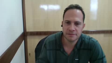 Rick Arian online show from December 17, 2025, 2:45 pm