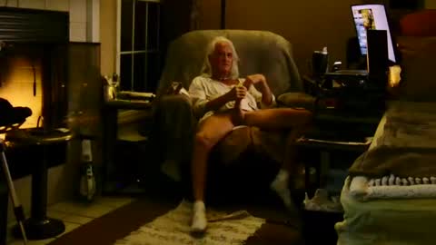 PINK HOLE TWINK online show from October 12, 2025, 11:48 pm