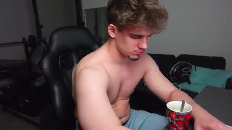 RICKY BECKO online show from March 8, 2026, 10:35 pm