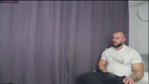 rickymiami1 online show from November 22, 2025, 4:28 pm