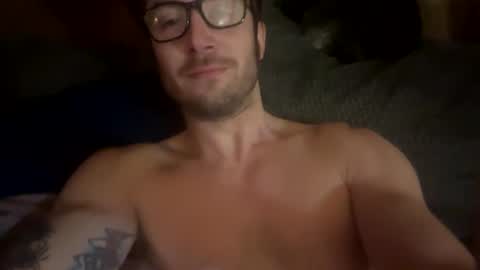 Snapshot of ricracks11 chatting on February 11, 2025, 4:11 am ricracks11 online show from February 11, 2025, 4:11 am