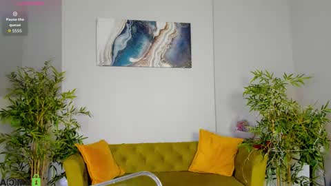 Layla online show from February 17, 2026, 9:17 am