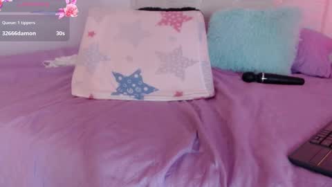 ri ri online show from January 9, 2025, 5:44 am