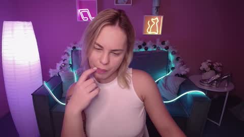 Rika online show from December 19, 2024, 5:51 am