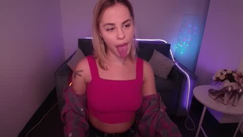 Rika online show from February 7, 2025, 8:01 am