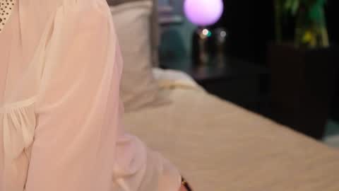    if you wanna buy smth stockingsph etc  custom videos or pics  online show from December 14, 2024, 2:10 pm