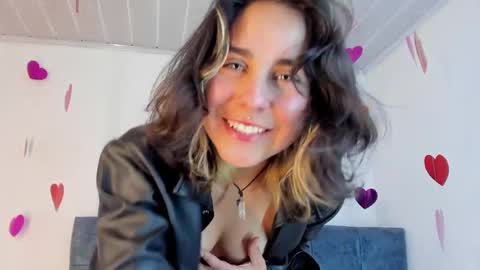 Riley online show from February 14, 2025, 10:14 pm