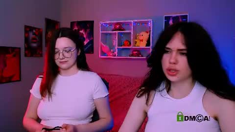 Snapshot of riley_sanders chatting on June 9, 2026, 7:14 pm Meow online show from June 9, 2026, 7:14 pm