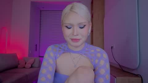 rileymee online show from October 4, 2025, 1:09 pm