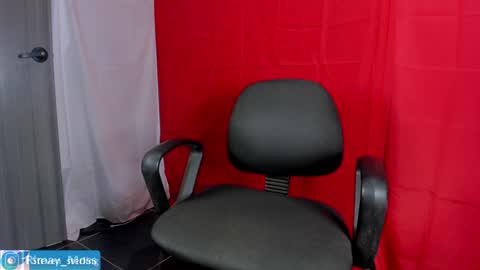 Snapshot of rimay_moss2017 chatting on December 4, 2024, 12:41 am Master Rimay Moss online show from December 4, 2024, 12:41 am