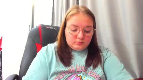 rina16 online show from October 24, 2025, 2:02 pm