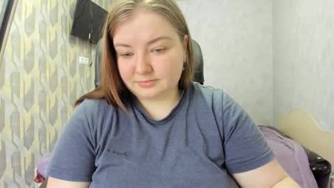 rina16 online show from February 9, 2026, 9:02 am