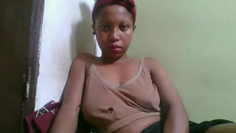 rinah654271 online show from March 27, 2026, 8:26 am