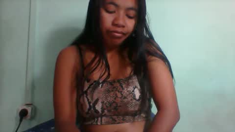 Snapshot of rinah856024 chatting on September 12, 2025, 5:07 am rinah856024 online show from September 12, 2025, 5:07 am