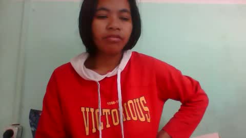 Snapshot of rinah856024 chatting on October 15, 2025, 5:40 am rinah856024 online show from October 15, 2025, 5:40 am