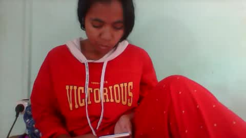 Snapshot of rinah856024 chatting on October 15, 2025, 5:57 pm rinah856024 online show from October 15, 2025, 5:57 pm