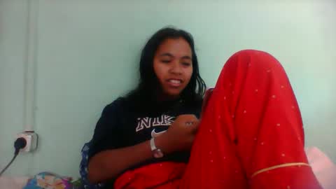 Snapshot of rinah856024 chatting on October 26, 2025, 6:36 pm rinah856024 online show from October 26, 2025, 6:36 pm