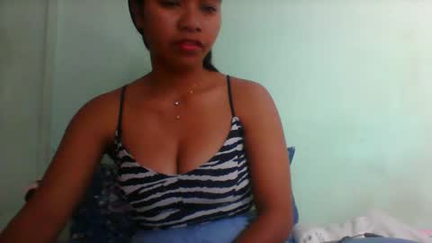 Snapshot of rinah856024 chatting on November 22, 2025, 2:54 am rinah856024 online show from November 22, 2025, 2:54 am