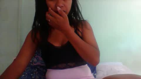 Snapshot of rinah856024 chatting on December 15, 2025, 3:11 am rinah856024 online show from December 15, 2025, 3:11 am