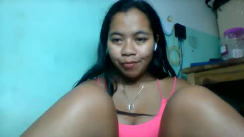 rinah856024 online show from June 12, 2026, 7:24 pm
