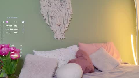 Rina online show from March 8, 2025, 5:49 am