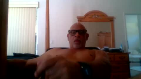 Snapshot of rionel chatting on February 6, 2025, 5:30 pm RioNel online show from February 6, 2025, 5:30 pm