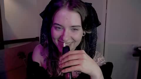 risha_laass online show from December 1, 2024, 9:04 pm