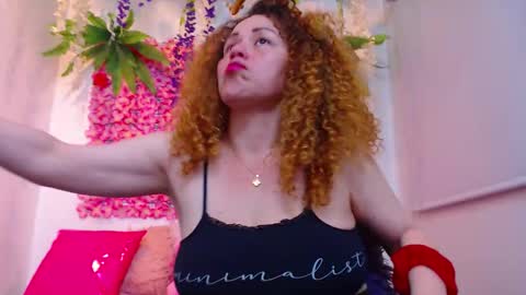 Risitos De Oro online show from December 16, 2025, 9:53 pm