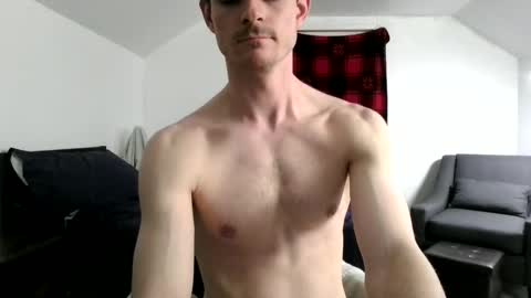 Snapshot of riven_erotica chatting on May 5, 2026, 11:29 am Riven online show from May 5, 2026, 11:29 am
