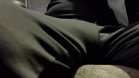 Snapshot of riverskarltc chatting on January 28, 2025, 2:32 am RiverskarlTC online show from January 28, 2025, 2:32 am