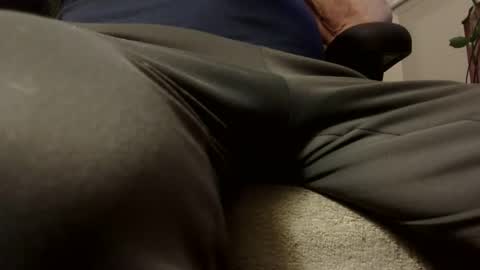 Snapshot of riverskarltc chatting on October 13, 2025, 1:05 am RiverskarlTC online show from October 13, 2025, 1:05 am