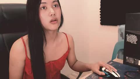 Snapshot of riyah_parker chatting on May 23, 2026, 2:28 am riyah_parker online show from May 23, 2026, 2:28 am