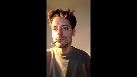 rizzo1980682473 online show from March 25, 2026, 10:16 pm