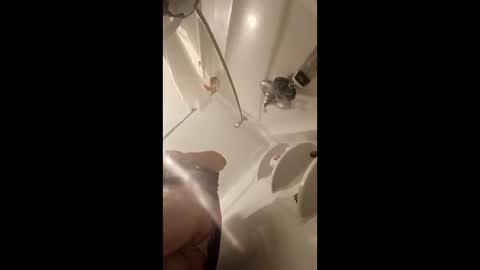 Snapshot of rjl571 chatting on February 8, 2026, 2:42 pm rjl571 online show from February 8, 2026, 2:42 pm