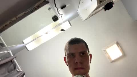 roadkiller35 online show from April 25, 2026, 6:38 am