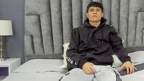 Roan Birkin online show from March 2, 2025, 10:16 pm