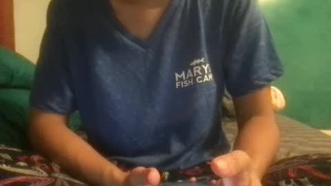 roarmance1 online show from September 19, 2025, 2:57 am